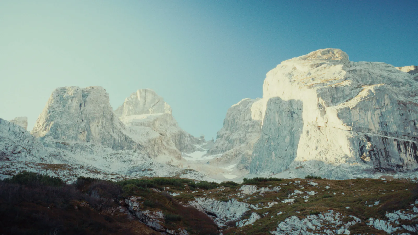 ARCTERYX – AIONOS — Sebastian Ganahl
